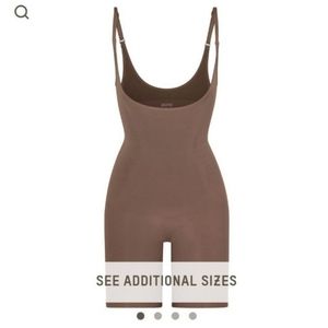 SKIMS - OPEN BUST/MID THIGH BODYSUIT in OXIDE **NEW**